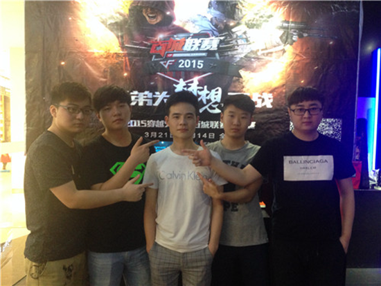 【数据前瞻】 LGD Gaming vs Invictus Gaming 中路对决谁能压制对手是取胜关键